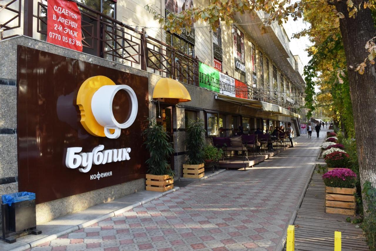Sunny Apartment With Mountain View Bishkek Ngoại thất bức ảnh